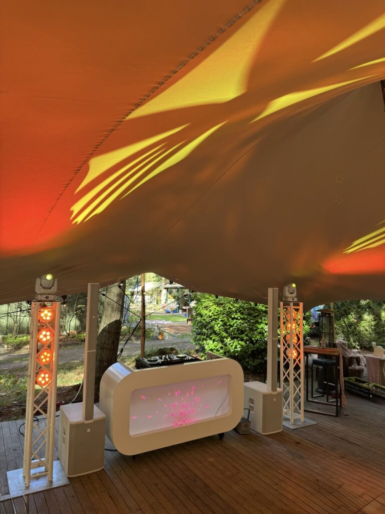 Ibiza Dj Show in stretchtent Venray dj Ruud Verhaag